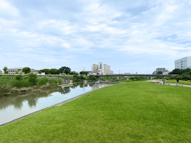 室見川河畔